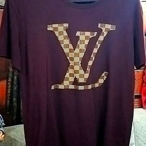Louis Vuitton XXL maroon t shirt